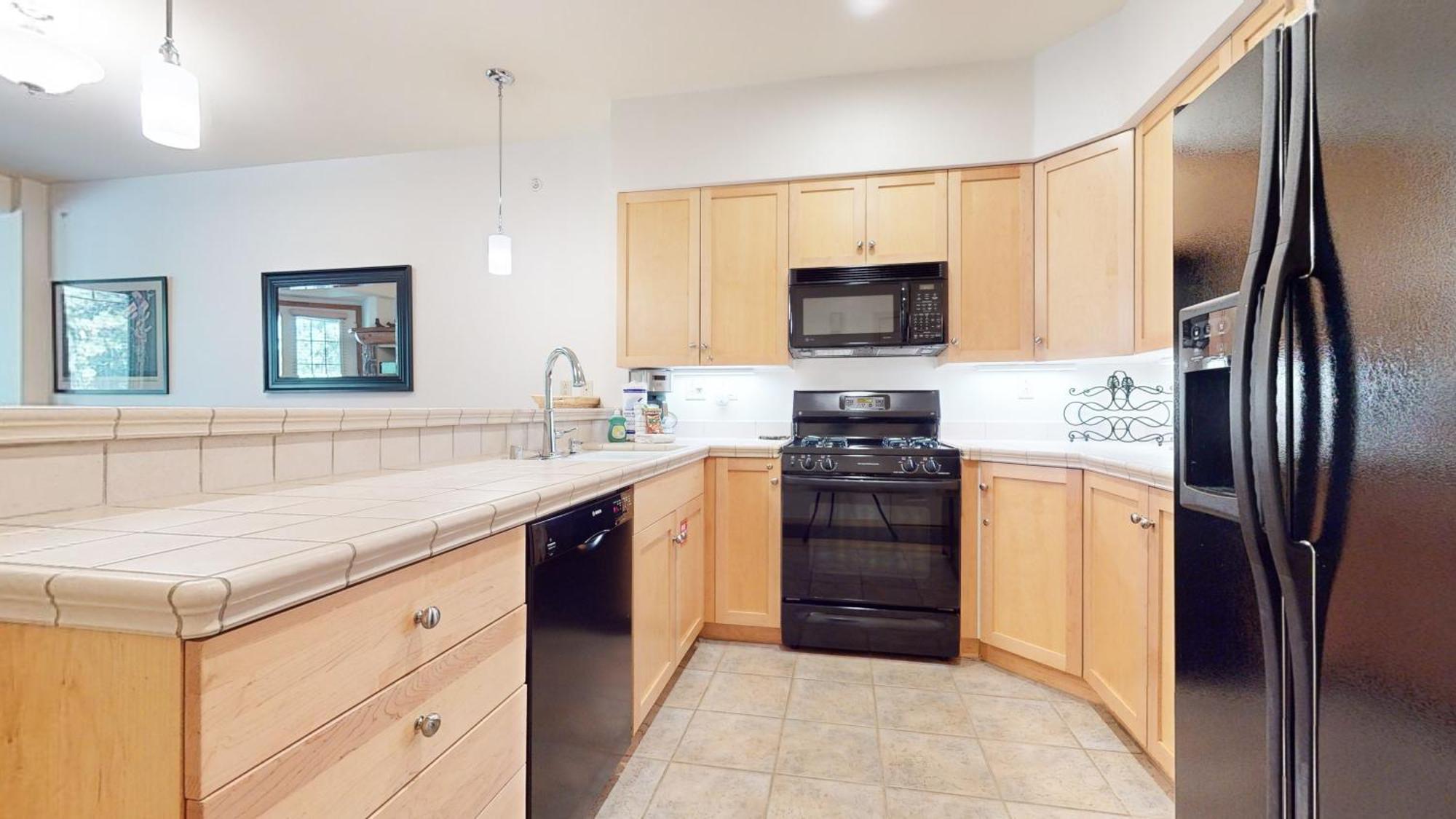Mammoth Green 118 Located On Sierra Star Golf Course, Private Patio, Summer Pool Condo 맘모스 레이크스 외부 사진