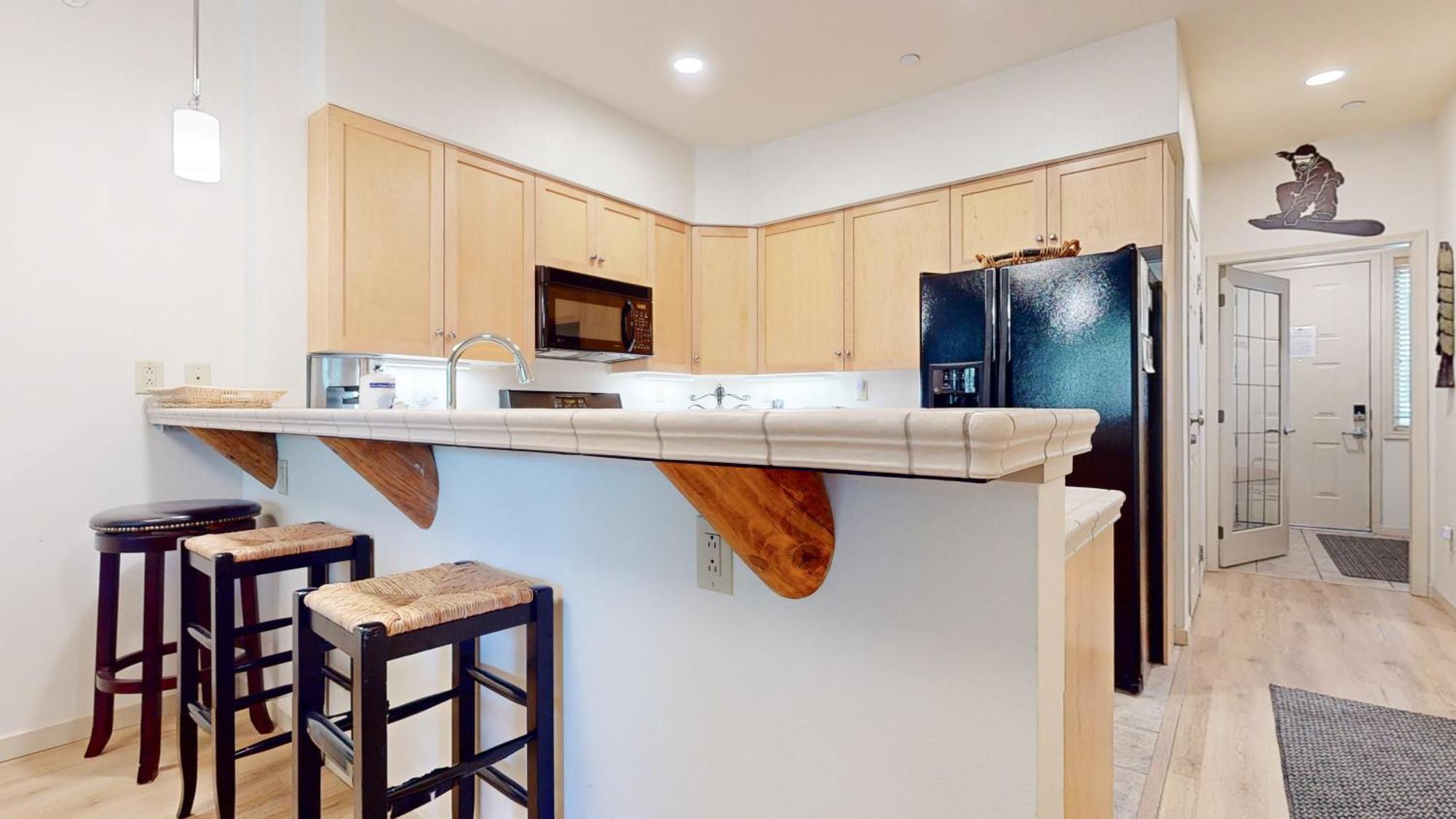 Mammoth Green 118 Located On Sierra Star Golf Course, Private Patio, Summer Pool Condo 맘모스 레이크스 외부 사진